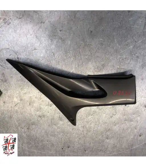 Flanc de selle Droit KAWASAKI ZZR 1200 – 2002 Commander Maintenant