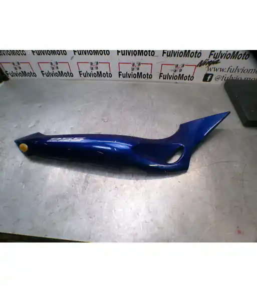 Flanc de selle Droit TRIUMPH SPRINT ST 1050 – 2000 Achat Immédiat
