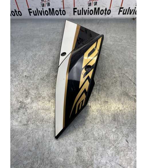 Expédié Aujourd&rsquo;hui Flanc de reservoir Droit KTM DUKE 690 – 2011