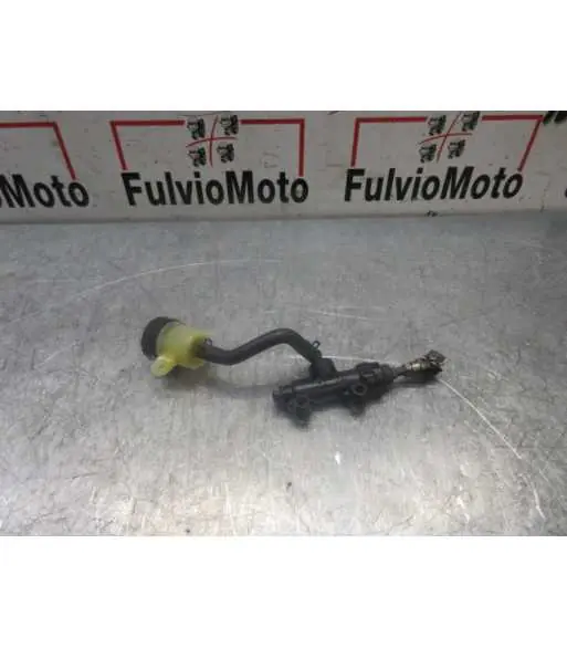 Prix Cassé Maître-cylindre de frein Arrière TRIUMPH STREET TRIPLE 675 – 2013