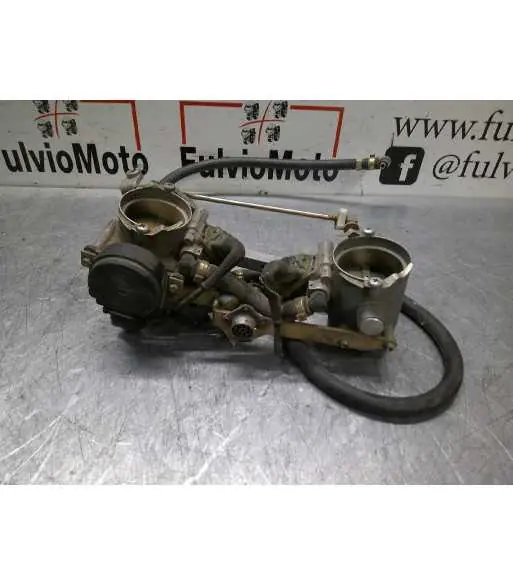 Seulement Aujourd&rsquo;hui Rampe d'injection DUCATI 748 – 2000