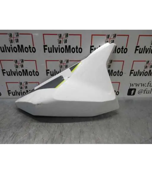 Flanc de selle Droit HUSQVARNA 701 SM 701 – 2020 Satisfait Ou Remboursé