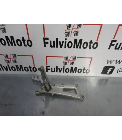 Remise Platine repose pieds avant droite – APRILIA RS4 50 – 2011