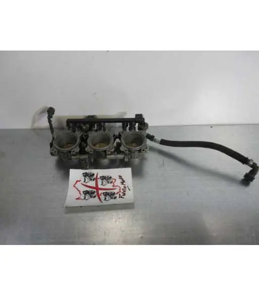 Rampe injection – TRIUMPH STREET TRIPLE 675 – 2011 Prix Réduit