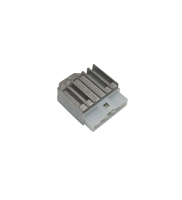 Quantité Limitée REGULATEUR DE TENSION 50 A BOITE ADAPTAB