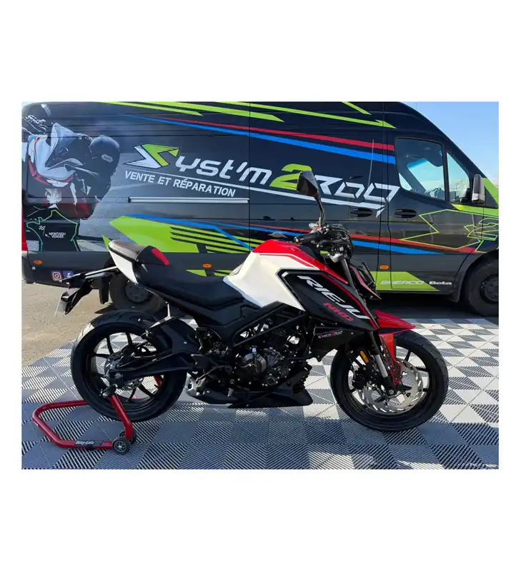 Solde MOTO RIEJU NAKED 125 BLANC ET ROUGE EURO5+