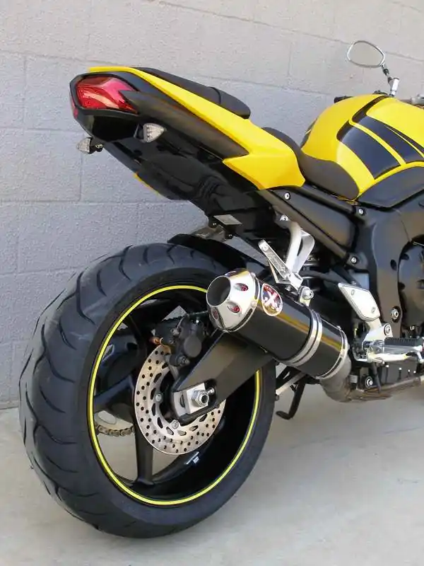 Sil Ixil Xtrem black court alu noir pour FZ1 / Fazer 2006/2009 Promotion