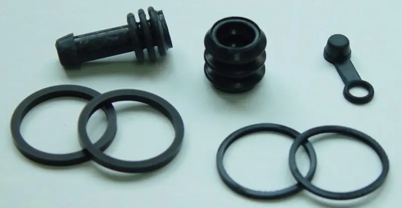 Vente Directe Kit de réparation étrier de frein AV Suzuki VZ800 Marauder 97-04