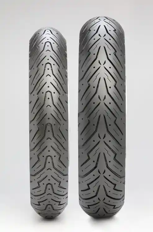 Usine Directe Pneus Pirelli 110/70-11, 45L, TL, Angel Scooter, avant