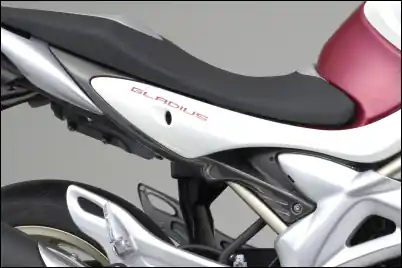 Bon Marché Carénage latéral pour Suzuki SFV650 Gladius BJ. 2009-2016