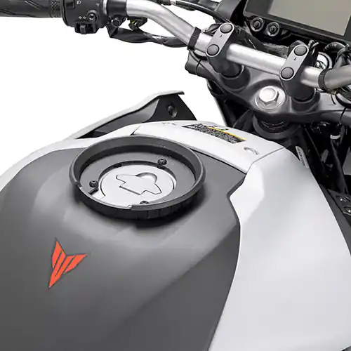Anneau de fixation Givi pour sacoches de réservoir Yamaha MT-03 (20-) Promotion