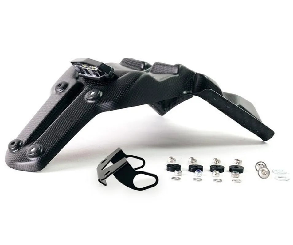 Support de plaque d&rsquo;immatriculation court en carbone pour Yamaha Ténéré 700 (19-24)- Nouvelle Collection