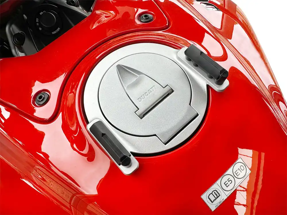 Anneau de réservoir Basic avec unité de fermeture de la sacoche de réservoir pour Ducati Diavel V4 (23-) Hepco & Becker Commande En Gros