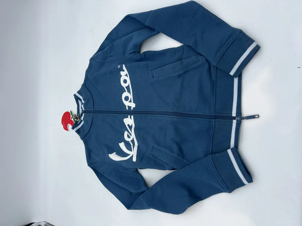 Zip Oberteil Vespa Blau – XS Must-Have